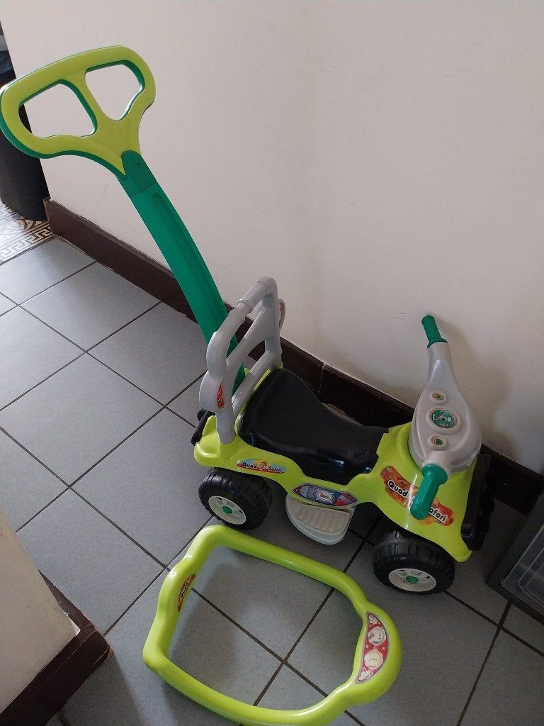 Uitschuifbare quad voor kinderen — met duwstang, Ophalen, Gebruikt