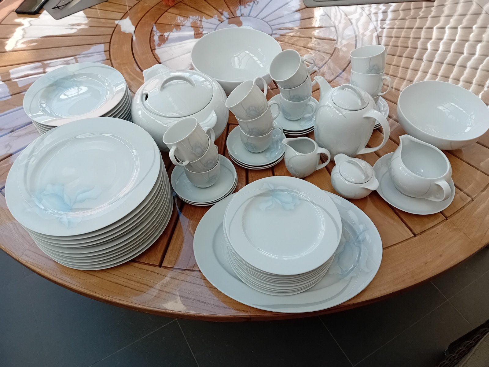 koffie en eet servies, Maison & Meubles, Enlèvement, Service complet