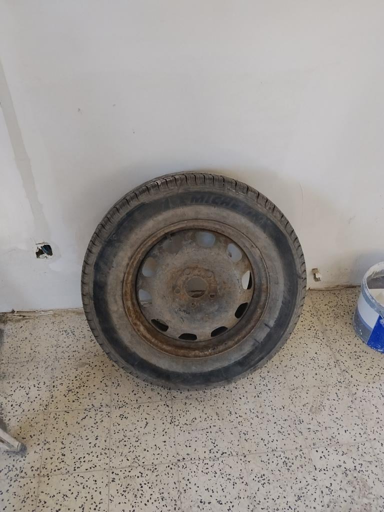 Roue secour camionnette, Autos : Pièces & Accessoires, Enlèvement