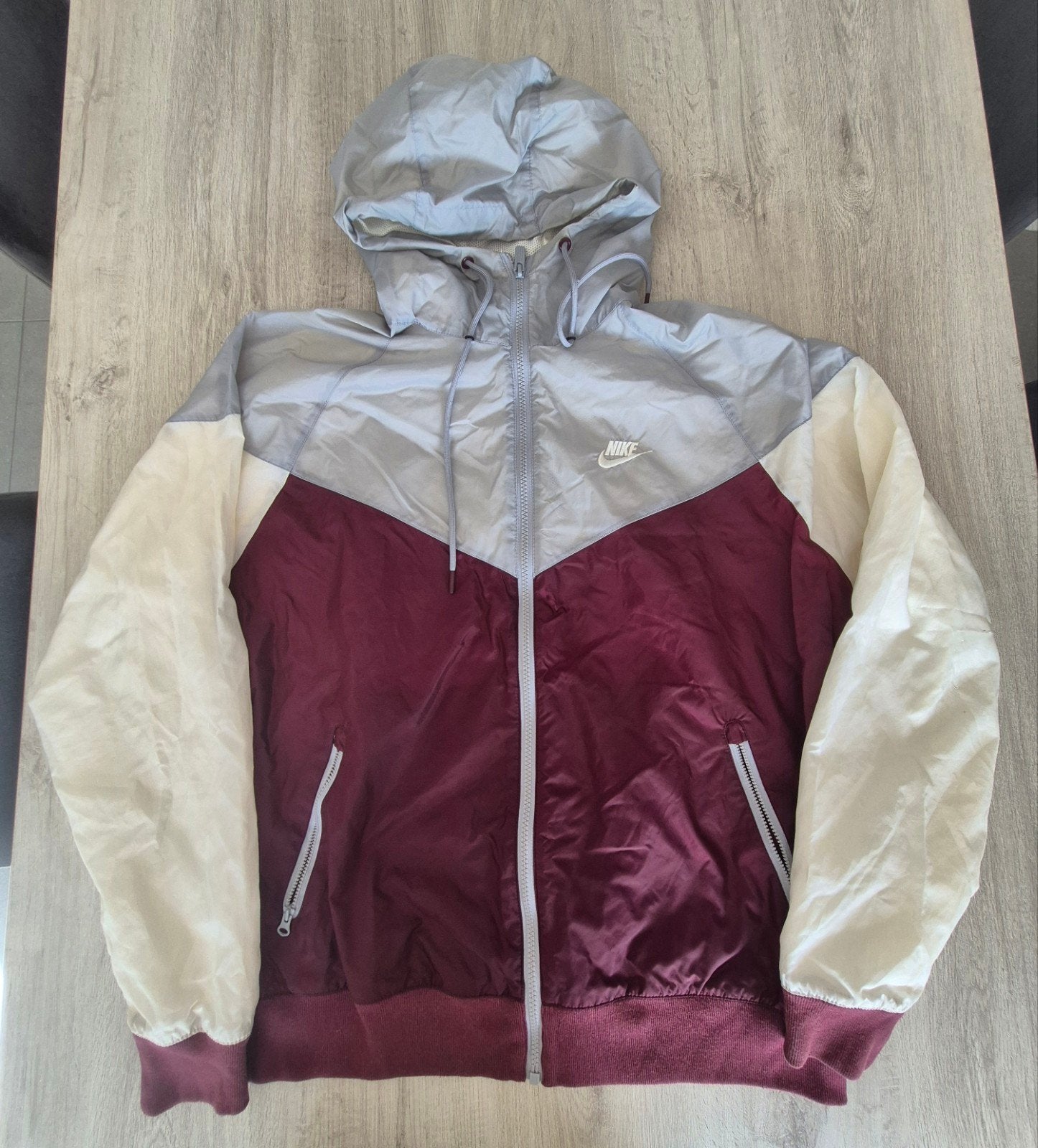 Nike Windrunner jack - Maat M, Maat 38/40 (M), Nike, Ophalen of Verzenden, Grijs