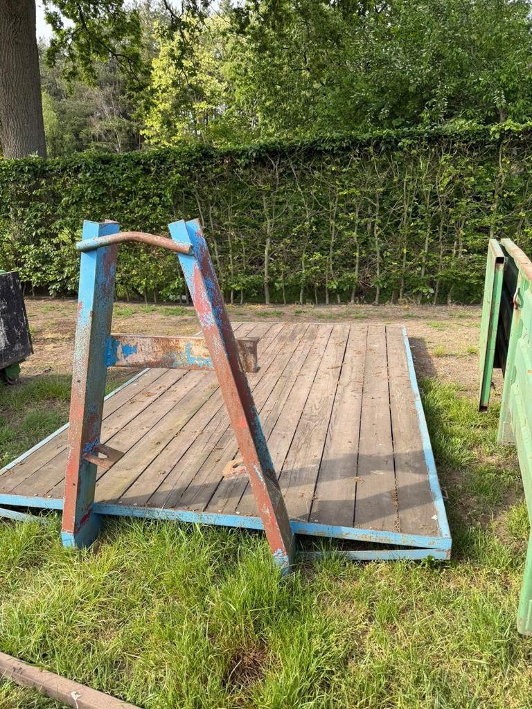 Plateau container, Zakelijke goederen, Landbouw | Werktuigen, Ophalen