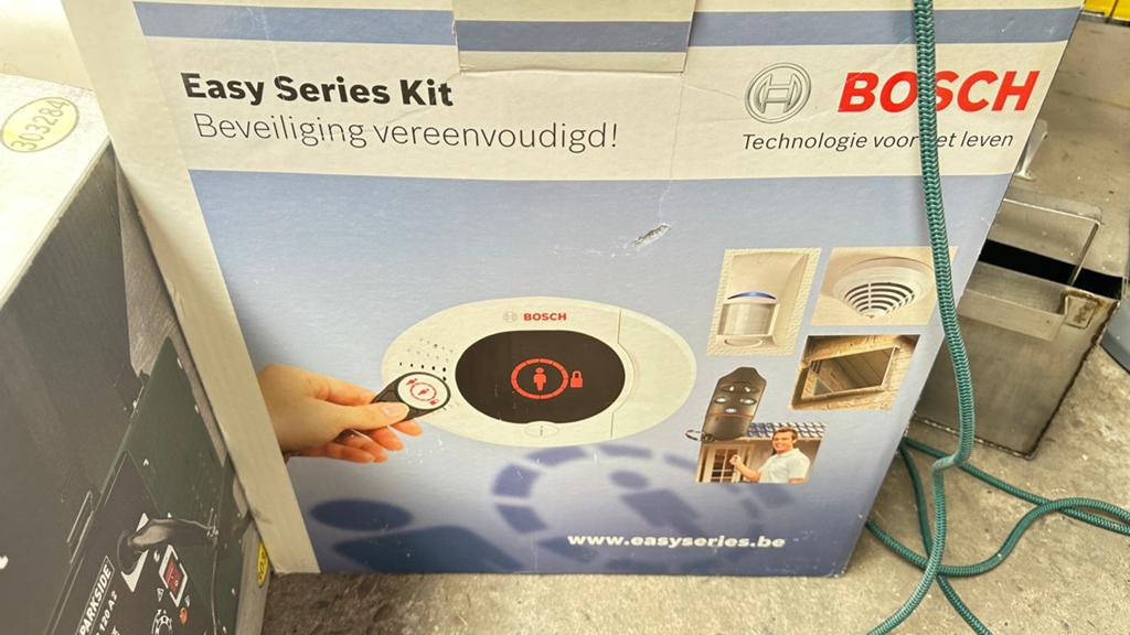 Easy series V2 comfort Bosch, Doe-het-zelf en Bouw, Alarmsystemen, Ophalen, Zo goed als nieuw