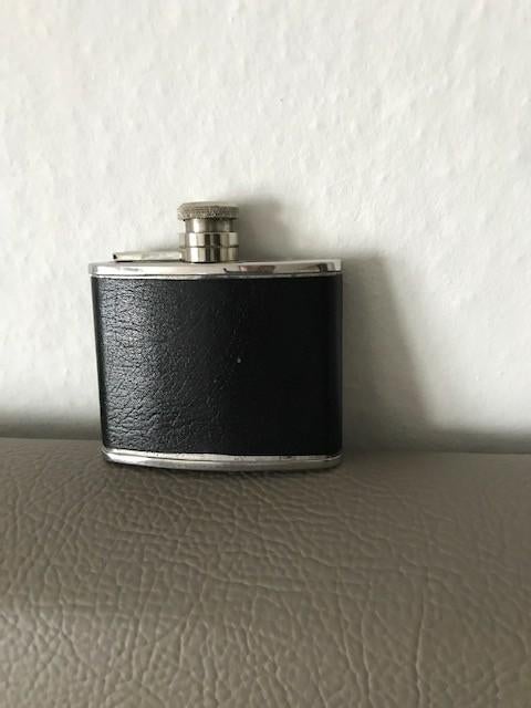 heupfles - zakfles in RVS - made in England, Hobby en Vrije tijd, Overige Hobby en Vrije tijd, Ophalen of Verzenden