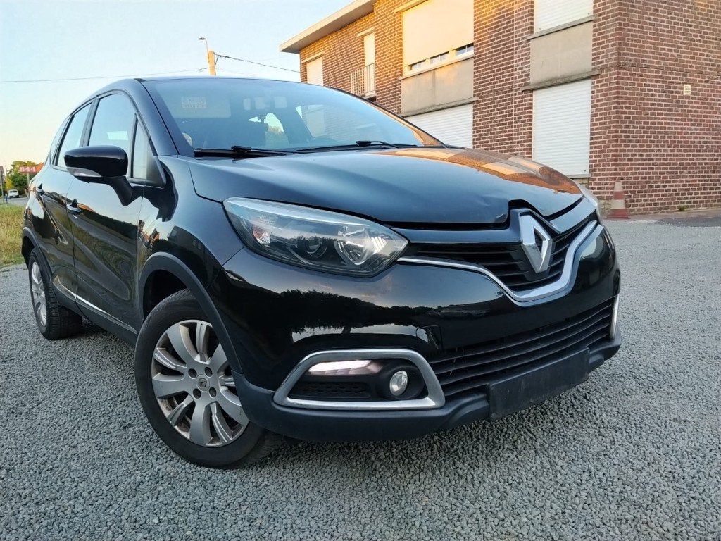 RENAULT CAPTUR/1500cc DIESEL/2015/GEKEURD/GARANTIE, Auto's, Euro 5, Monovolume, Parkeersensor, Zwart