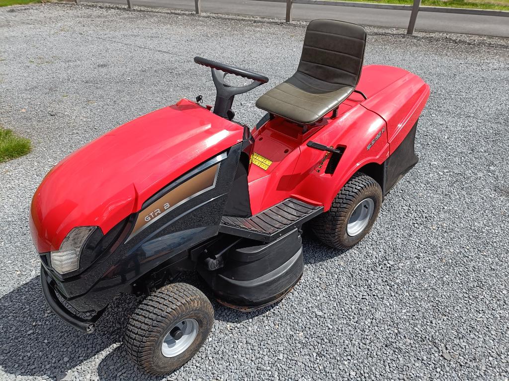 Zitmaaier met een briggs en stratton motor 500cc, Enlèvement, Comme neuf