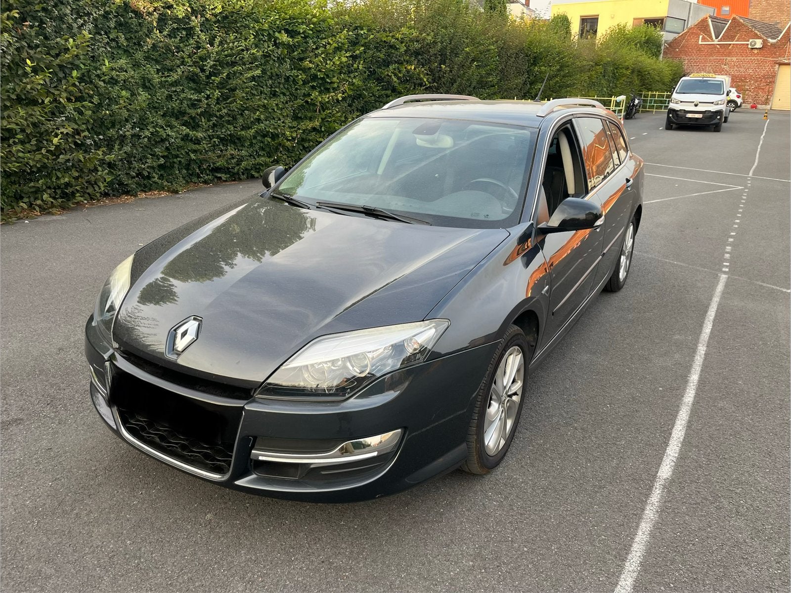 Renault Laguna Grandtour Limited 1.5 dci- 2015- 144.000 km, Auto's, Renault, 4 cilinders, Parkeersensor, Bedrijf, Te koop
