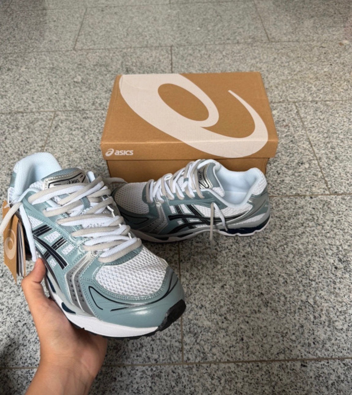 Acics gel kyano 14 taille 44 neuf, Enlèvement ou Envoi, Neuf