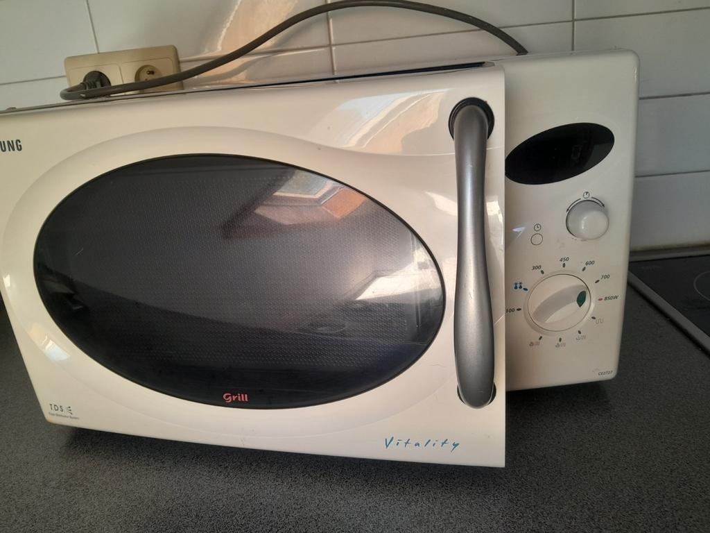 Samsung microgolf gril, Elektronische apparatuur, Ophalen