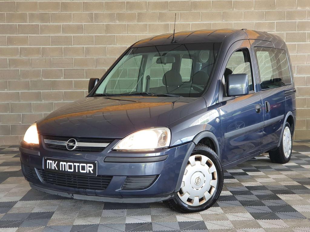 Opel Combo 1.4 ESSENCE 90CV - 1ER MAIN - FULL CARNET - C, Voorwielaandrijving, Stof, Gebruikt, Overige modellen