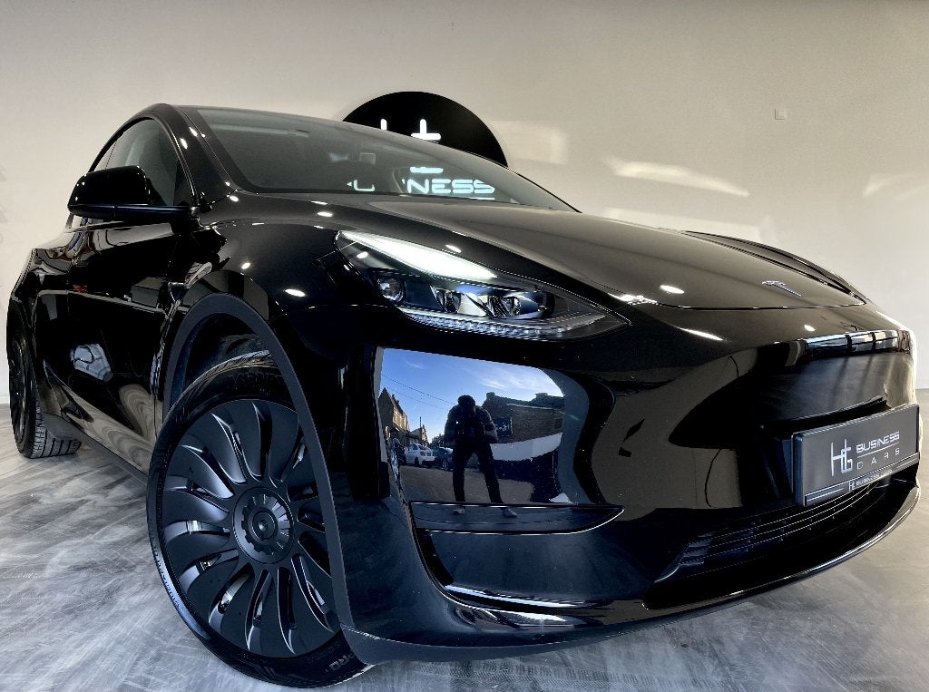 Tesla Model Y STANDARD RANGE/ LOOK PERFORMANCE/ BATERIE LFP, Autos, Cuir, https://public.car-pass.be/vhr/6a913281-a01a-4b86-94bd-23dbb58690c9