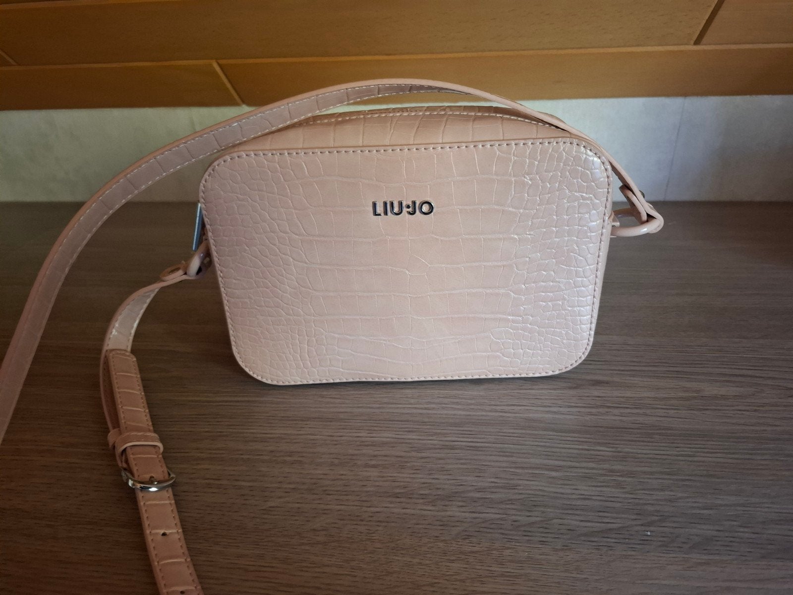 liu jo cross over, Bijoux, Sacs & Beauté, Enlèvement ou Envoi, Neuf, Rose