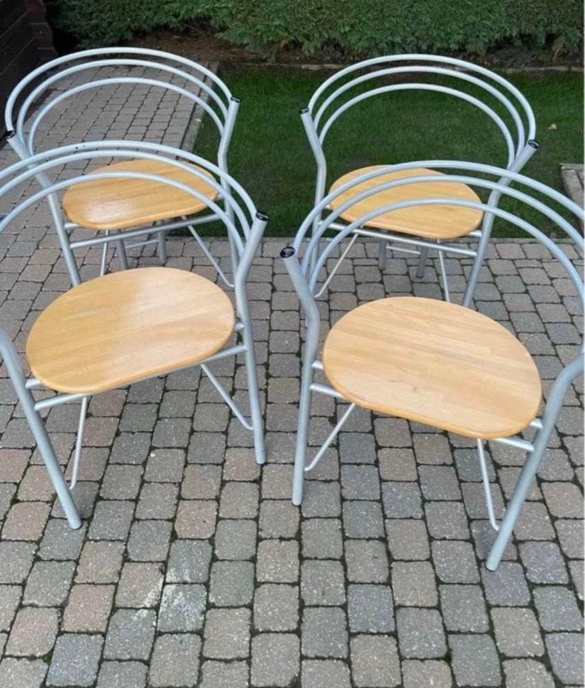 Set van 4 Moderne Hout- en Metaallook Stoelen - Slechts €50, Huis en Inrichting, Stoelen, Ophalen, Zo goed als nieuw, Hout, Vier