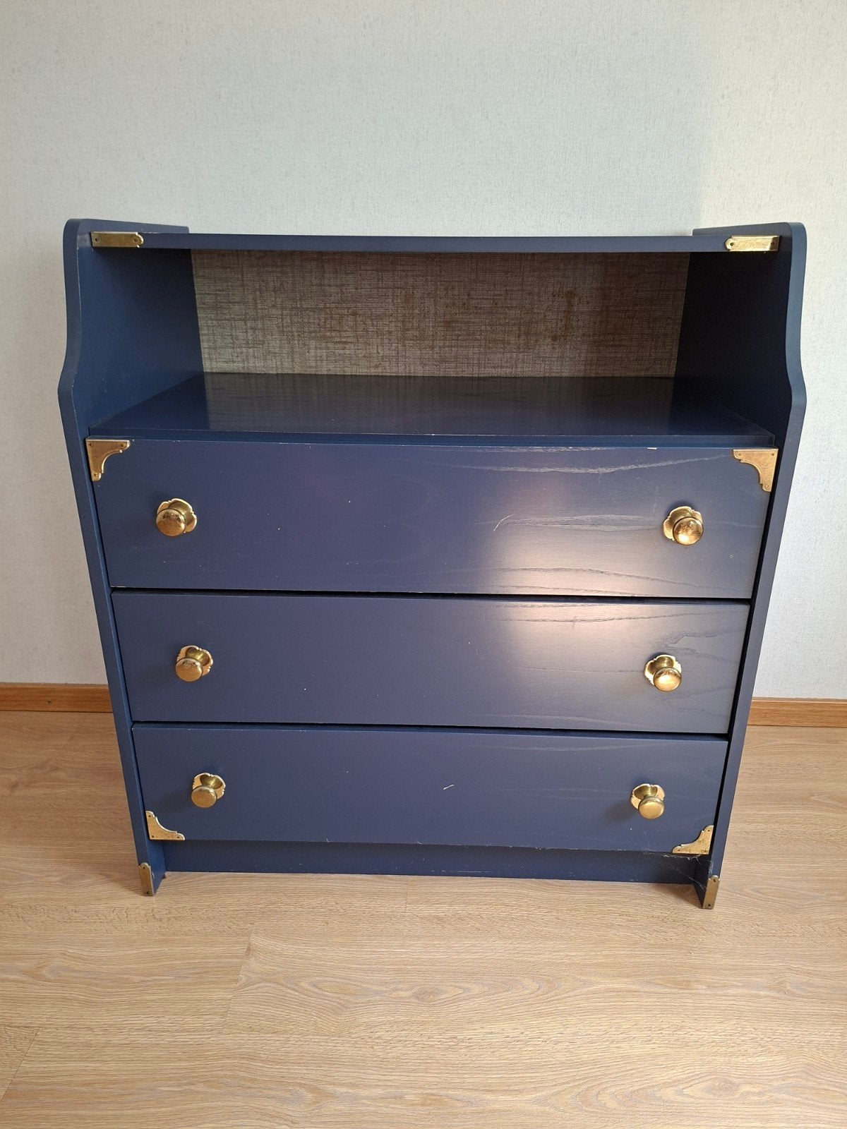 Ladenkast te koop, Ophalen