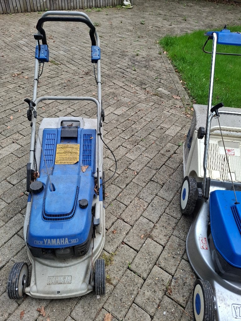 Grasmachine, Enlèvement