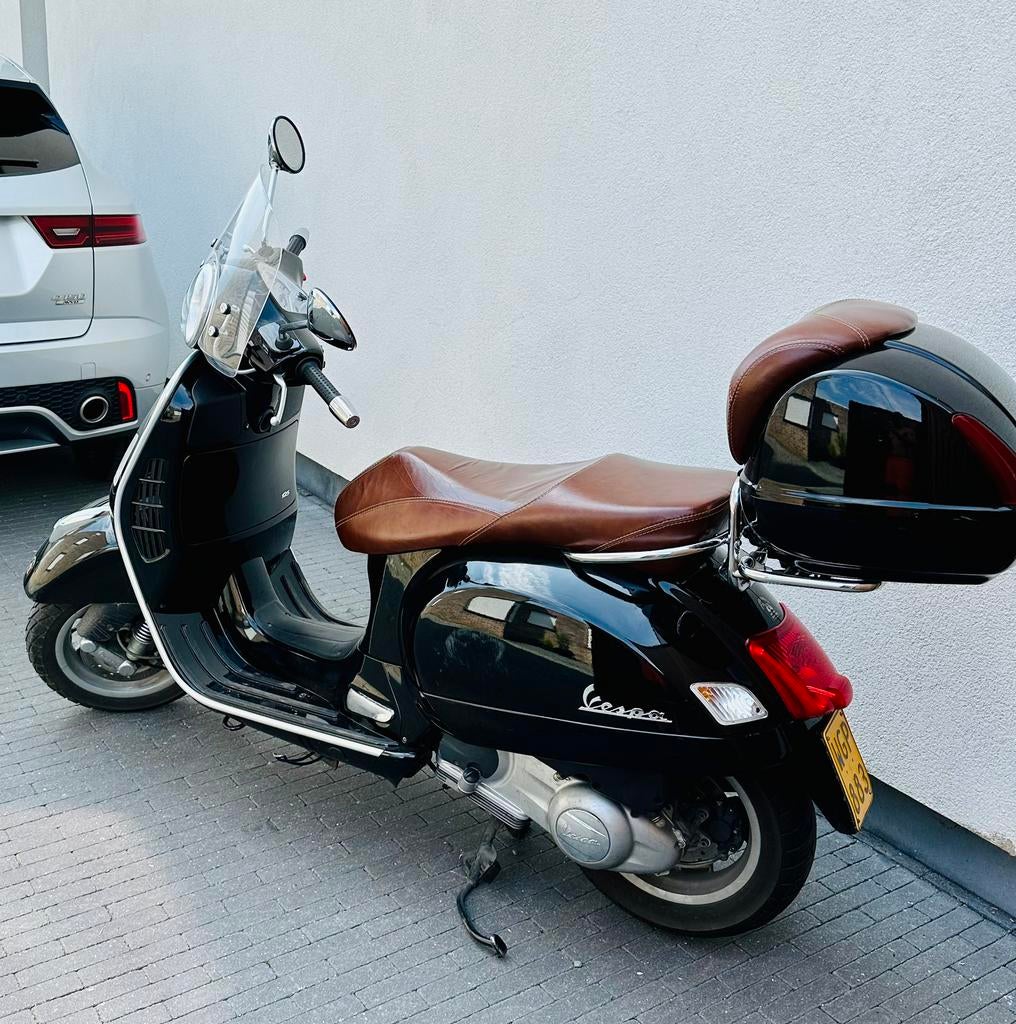 Vespa GTS 125cc, Scooter, Gebruikt, Particulier, 125 cc