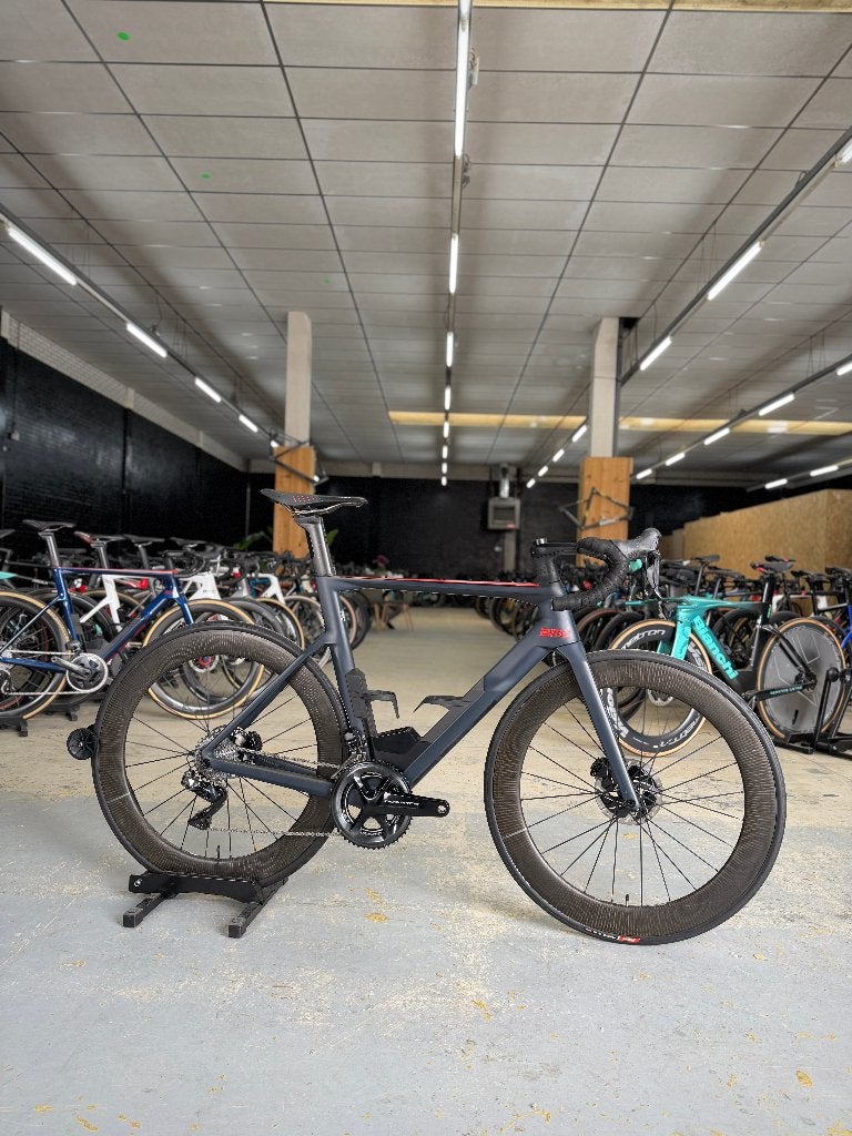 BMC TimeMachine Road 01 ONE Dura Ace Di2 Carbon Racefiets, Enlèvement, Comme neuf