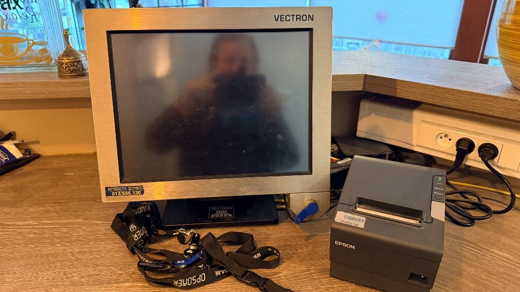 Système Vectron POS, Enlèvement