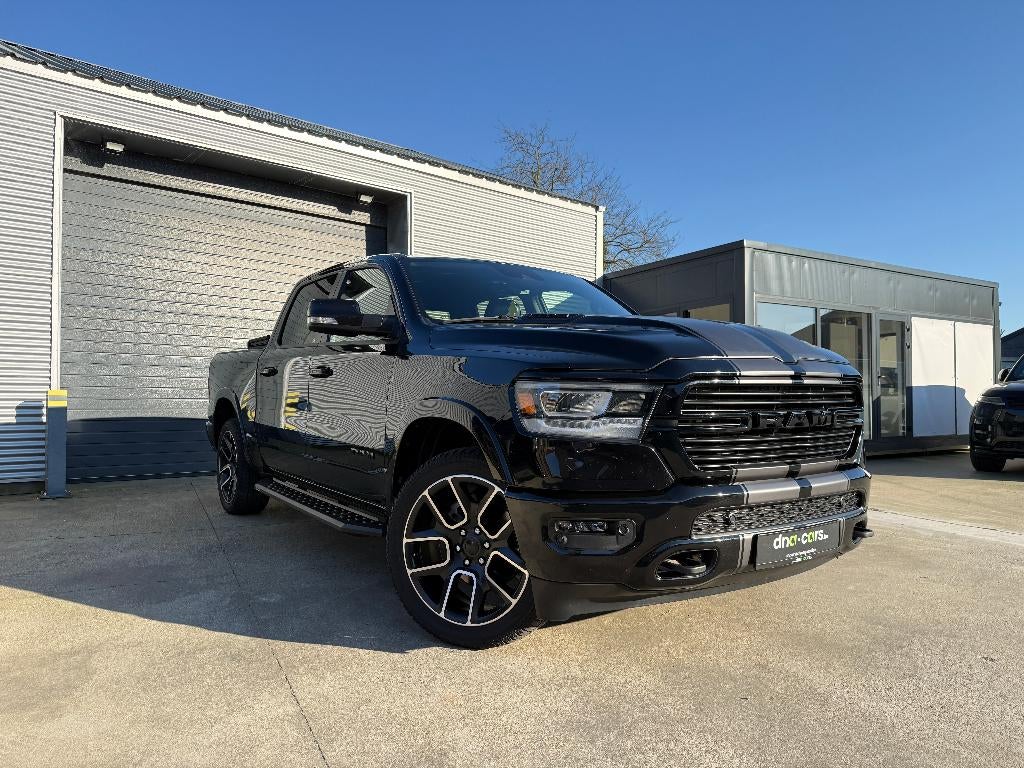 RAM LARAMIE / NIGHT EDITION / V8 5.7 / LPG / ALPINE, Auto's, Dodge, Automaat, Zwart, Leder, Bedrijf