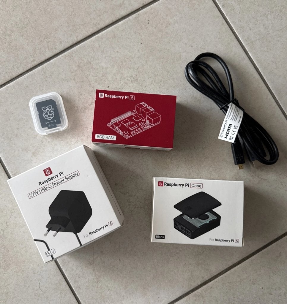 Raspberry pi 8GB starter kit, Hobby en Vrije tijd, Ophalen of Verzenden, Nieuw