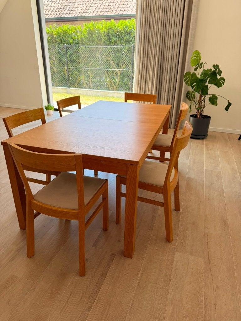 Uitschuifbare eetkamertafel met 6 stoelen - tot 260 cm, Huis en Inrichting, Tafels | Eettafels, Gebruikt, 50 tot 100 cm, 150 tot 200 cm