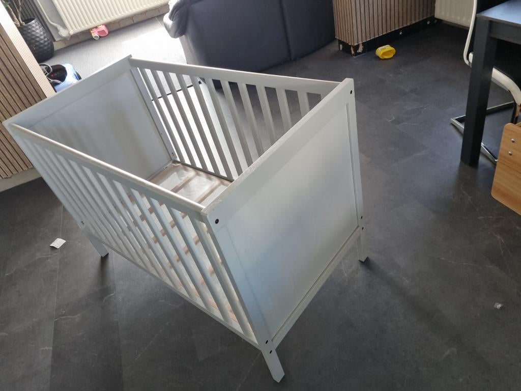 Kinderbed ikea lichtgrijs, Enlèvement