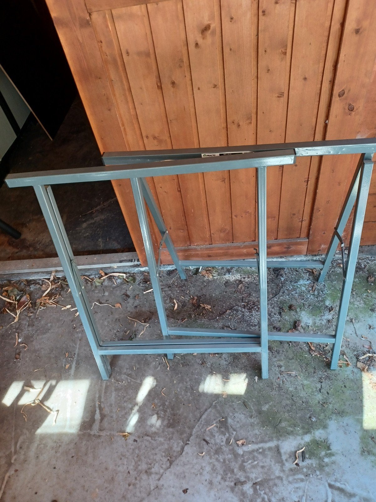 4 metalen schragen 2 gewone en 2 verstelbare, Doe-het-zelf en Bouw, Steigers, Ophalen, Gebruikt