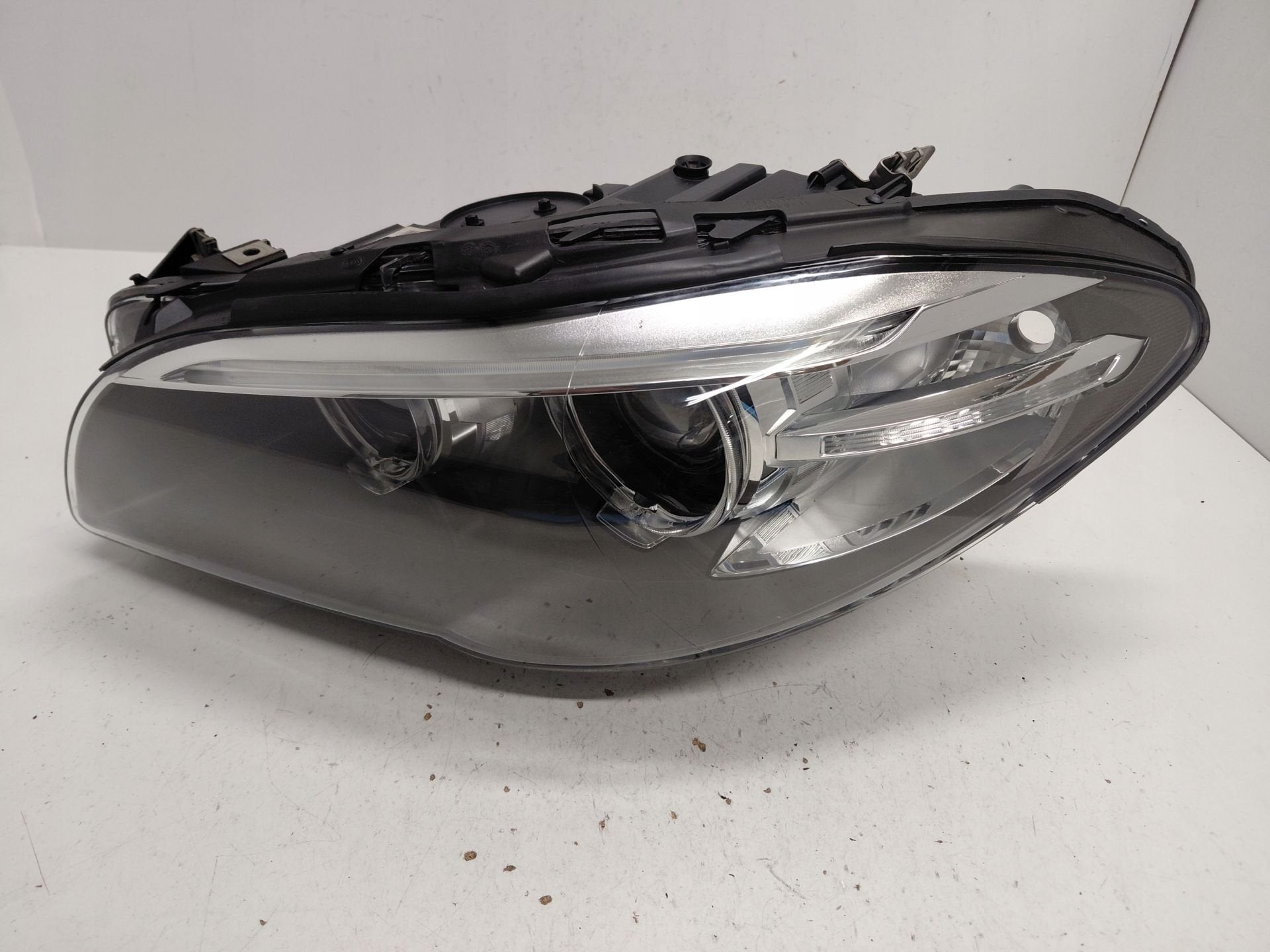 BMW F10 Achterlicht Links 7317131, Petuelring 130
80788  Munich, DE, Gebruikt, Info@bmw.de, BMW