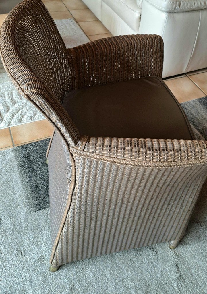 Smeedijzeren tafel met 4 zetels, Quatre personnes, Rond, Comme neuf, Landelijk