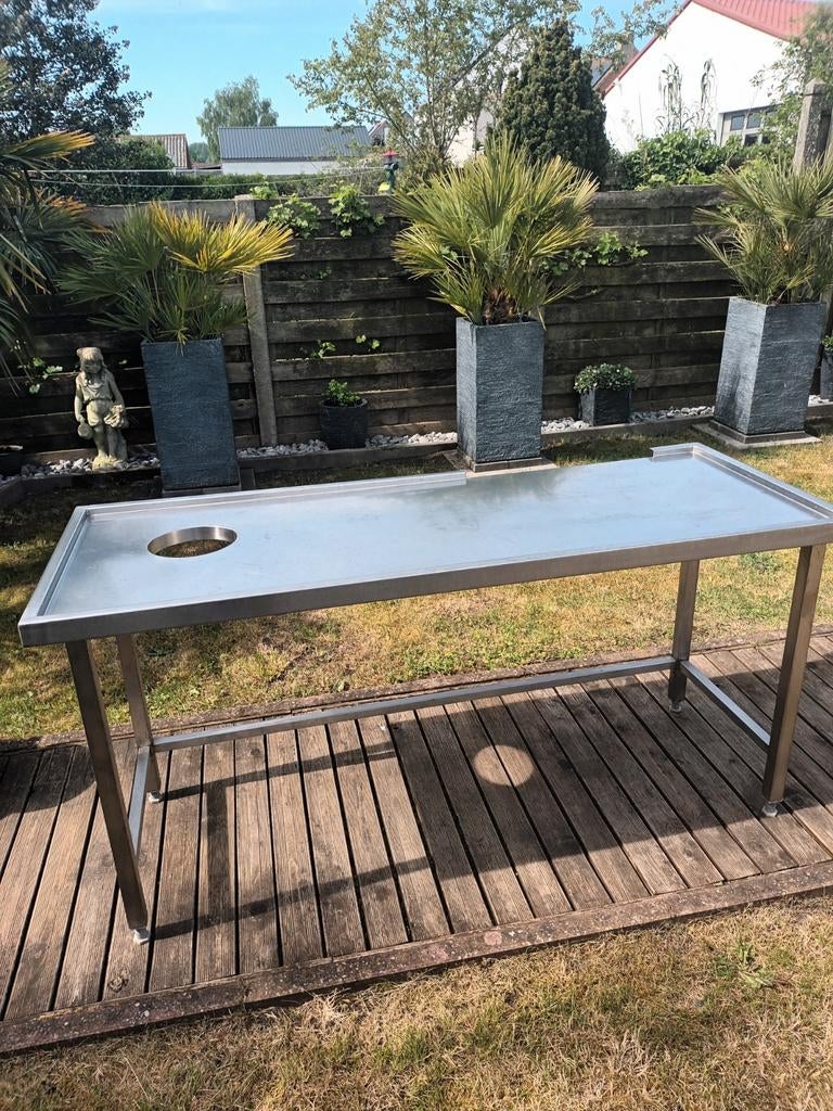Inox tafel, Zakelijke goederen, Ophalen