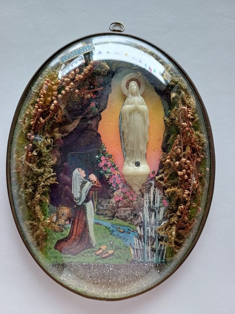 Lourdes groot medaillon, bol glas 19x15 cm, verschijning, Antiek en Kunst, Ophalen of Verzenden