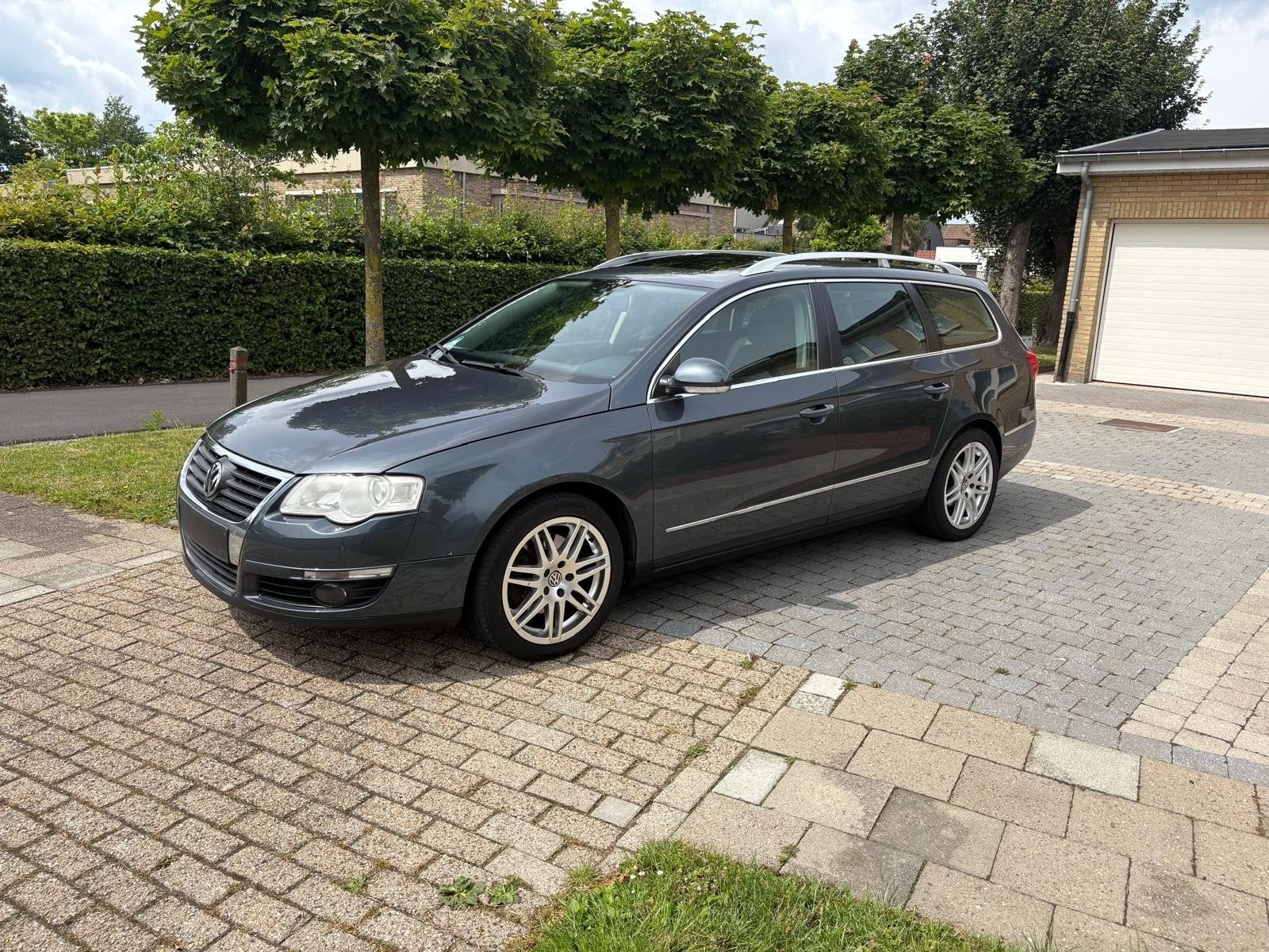 Volkswagen passat 2.0tdi bluemotion euro 5 gekeurd voor verk, Auto's, Euro 5, Stof, Radio, Bedrijf