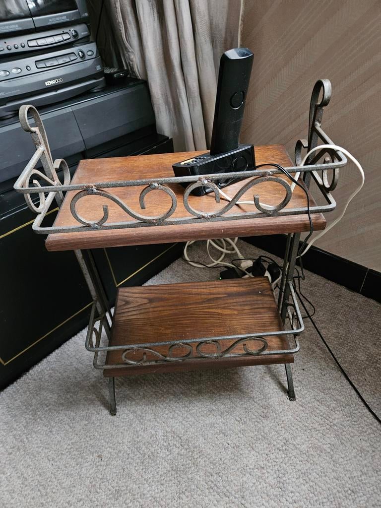 Étagère en bois et fer forgé, Ophalen