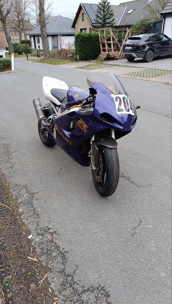 Suzuki GSXR 750 K3 piste, Particulier
