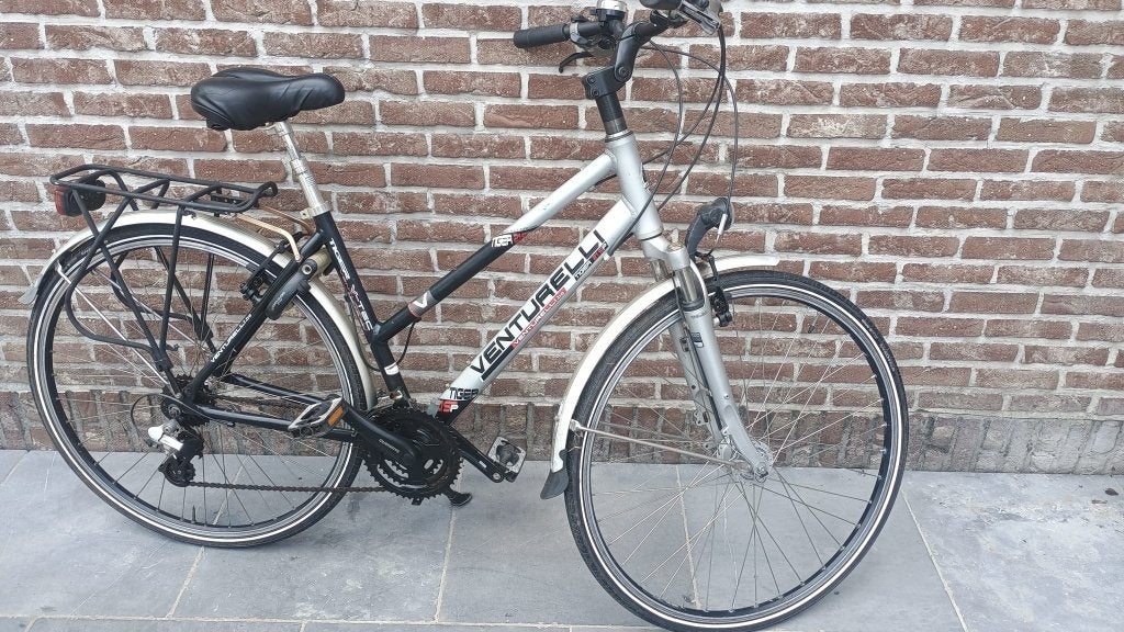 Damesfiets Venturelli, Fietsen en Brommers, Velgrem, (Extra) lage instap, Ophalen, Overige merken