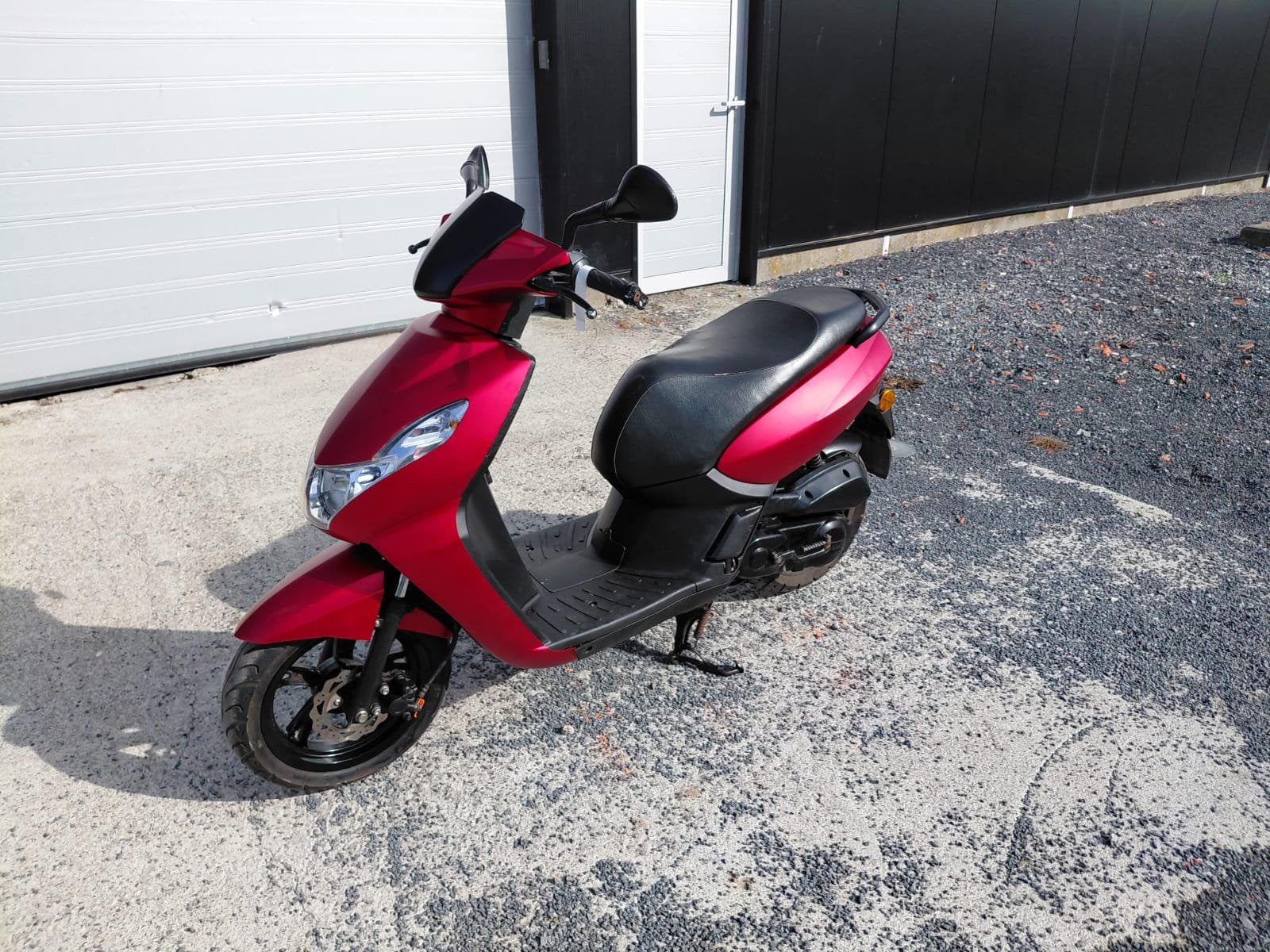 Peugeot kisbee a of b klasse (zonder rijbewijs ), Ophalen, Zo goed als nieuw