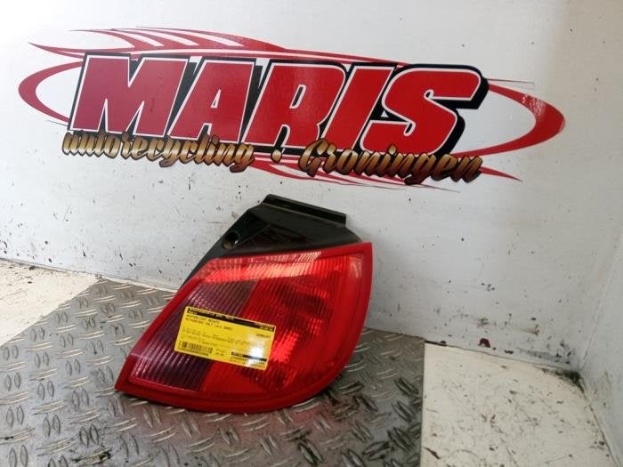 Feu arrière droit d'un Mitsubishi Colt, -, -, 3 mois de garantie, Utilisé