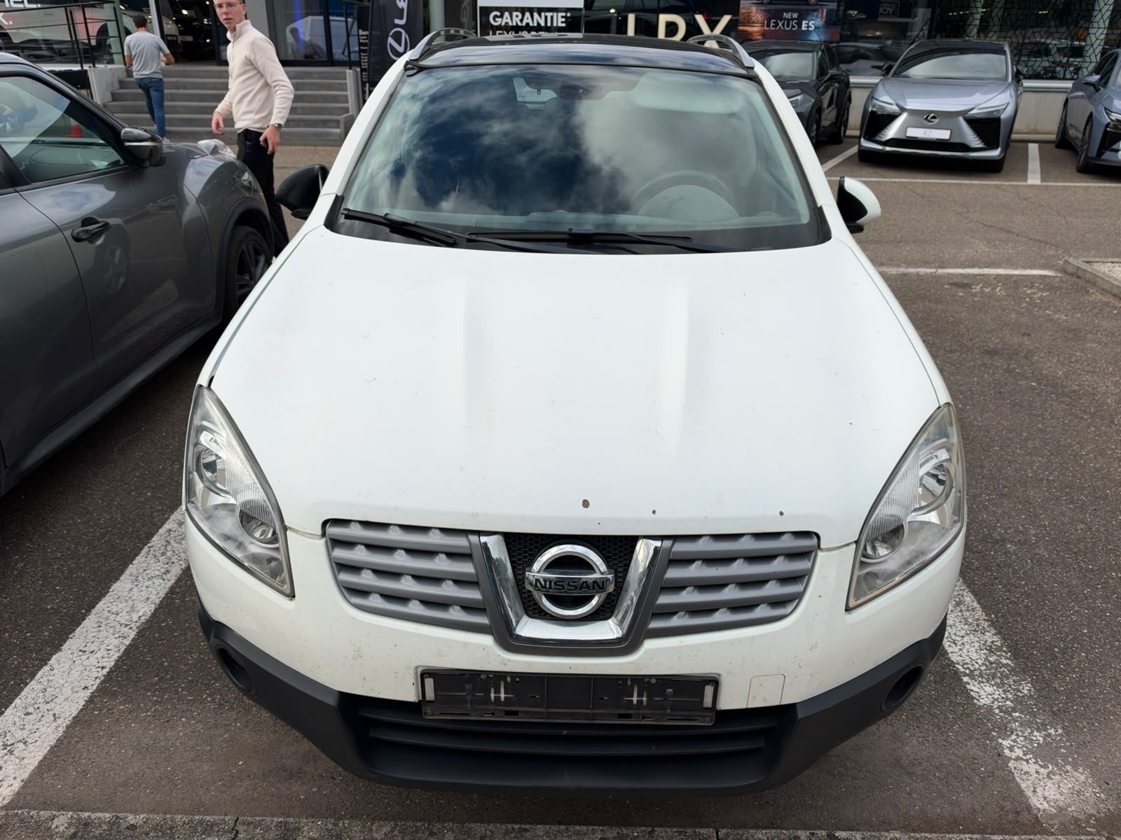 Nissan Qashqai 1.6i Benzine 2008, Auto's, Monovolume, https://public.car-pass.be/vhr/5d92cef4-aa7b-429e-93e8-f68e9783f93a, 4 cilinders