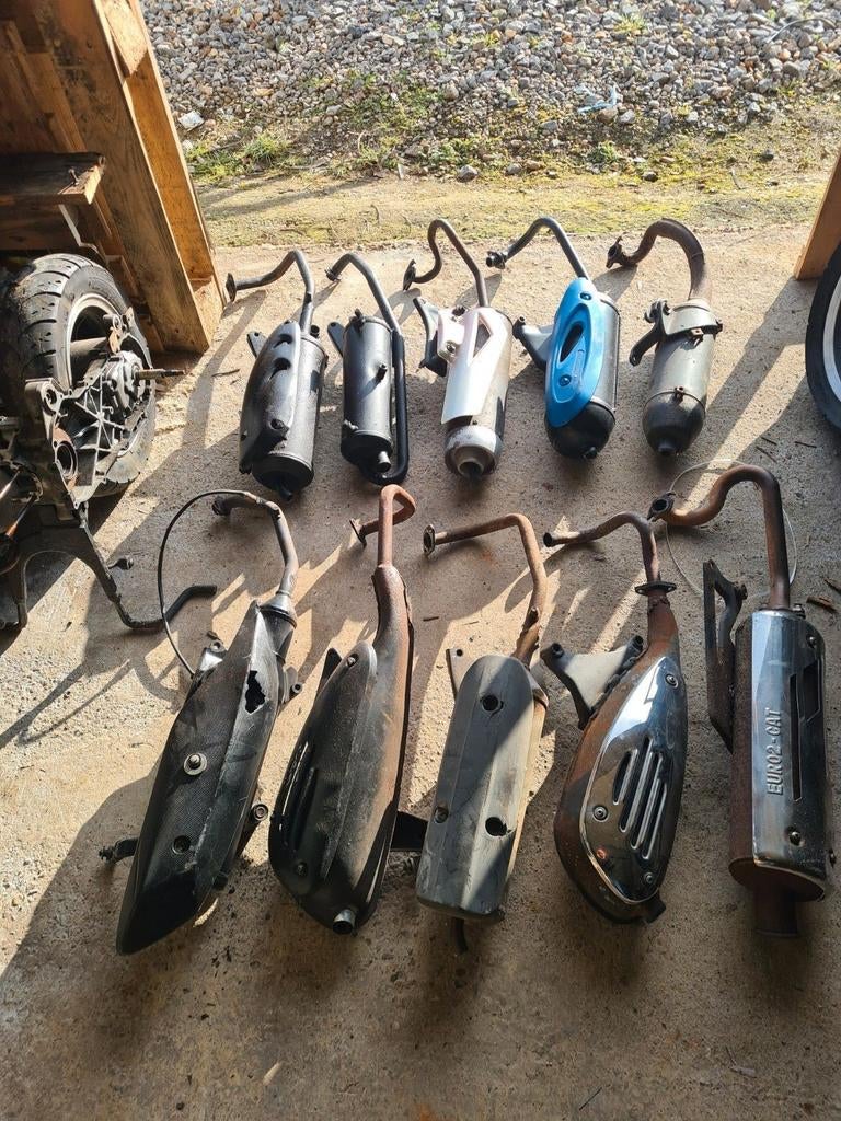 Diverse uitlaat 2takt en 4takt 50cc scooter kymco neco gts, Ophalen of Verzenden, Uitlaat