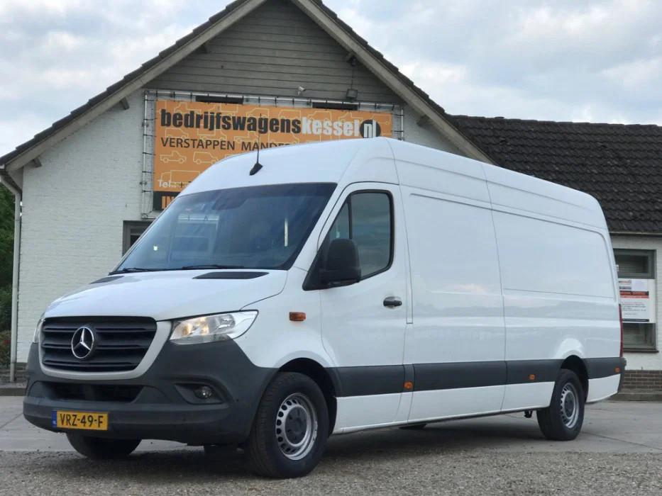 Mercedes-Benz Sprinter 316 2.2 CDI EURO 6 L3H2, Autos, Euro 6, Entreprise, Noir, 215 g/km