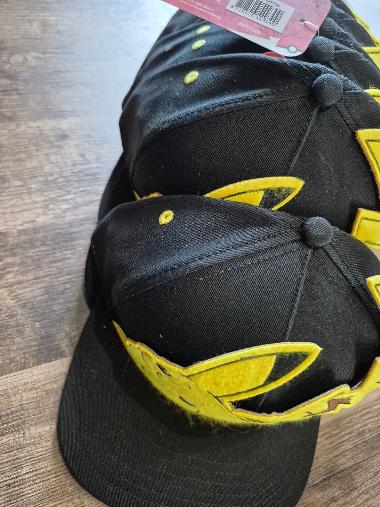8x Pokémon Pikachu Novelty Black Snapback 100€, Ophalen of Verzenden, Nieuw