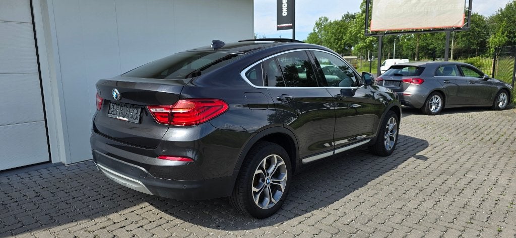 BMW X4 3.0 dAS xDrive Camera/Opendak/Garantie, Auto's, BMW, Automaat, Euro 6, 2993 cc, Zwart