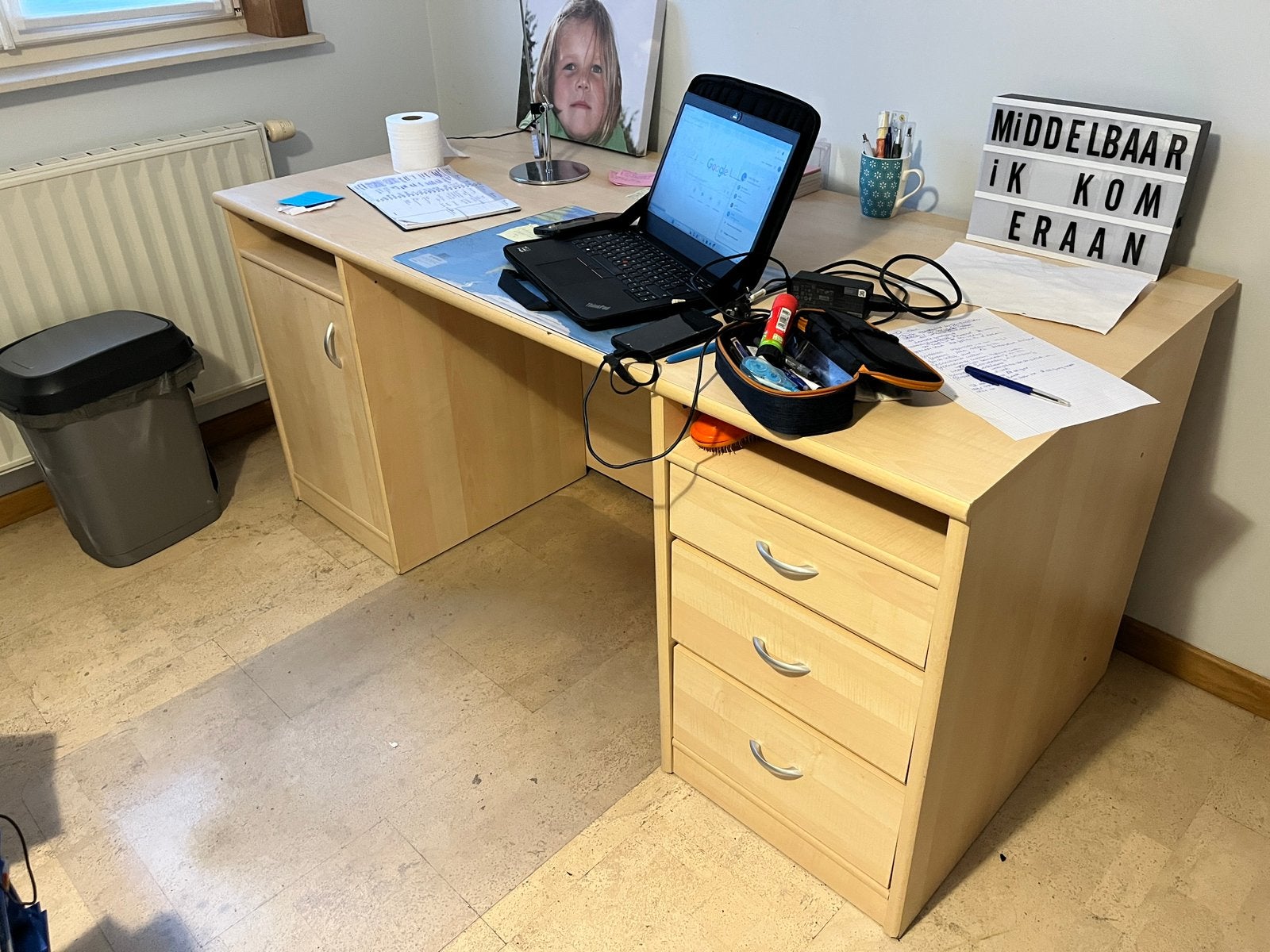 Bureau voor jeugd, Huis en Inrichting, Ophalen, Zo goed als nieuw, Kinderbureau