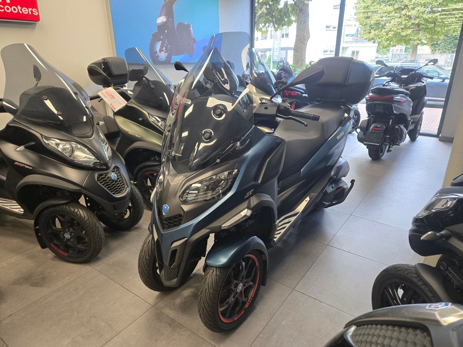 Piaggio MP3 530 HPe 2025 4300KM, Motoren, Bedrijf, Sport, ABS