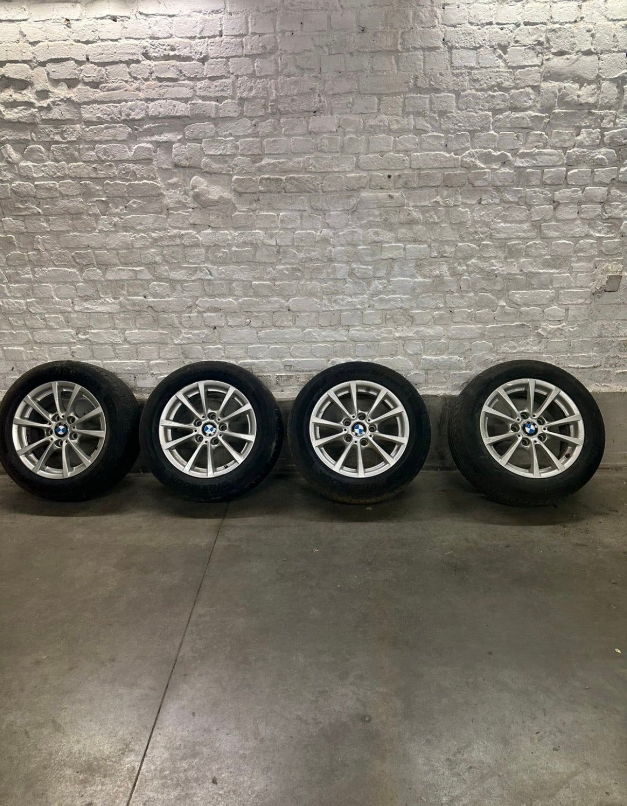 Originele BMW 16” alu velgen + Hankook zomerbanden –, Auto-onderdelen, Ophalen, Zomerbanden, Velg(en)