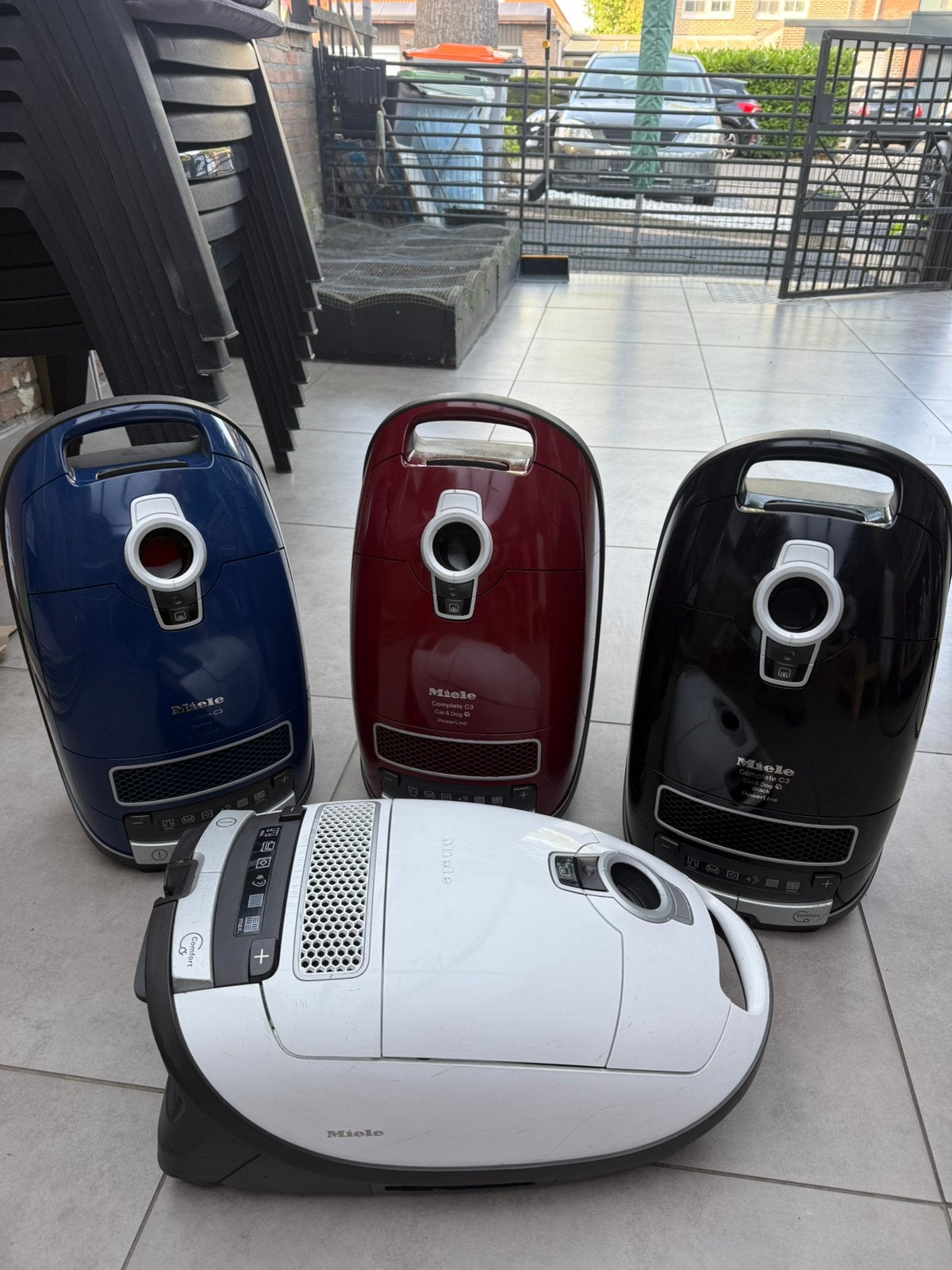 Mıele stofzuıger, Elektronische apparatuur, Stofzuigers, Zo goed als nieuw, Vloerreiniger, Miele, 2000 watt of meer, Geschikt voor harde vloeren
