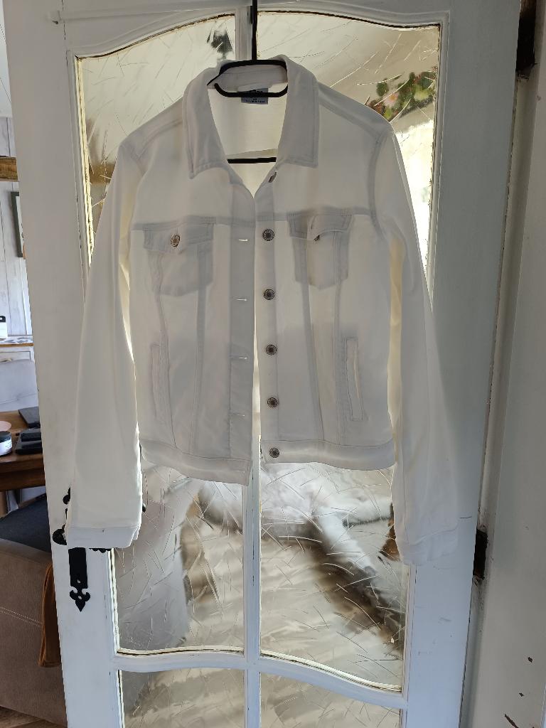 Jeans jas, Wit, Maat 42/44 (L), Nieuw, Ophalen