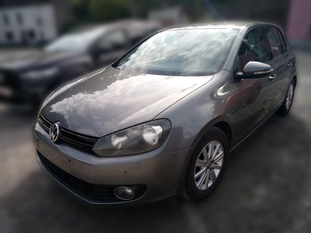 Golf 1.6 TDI   -- faible km, Achat, 4 portes, Volant multifonction, Noir