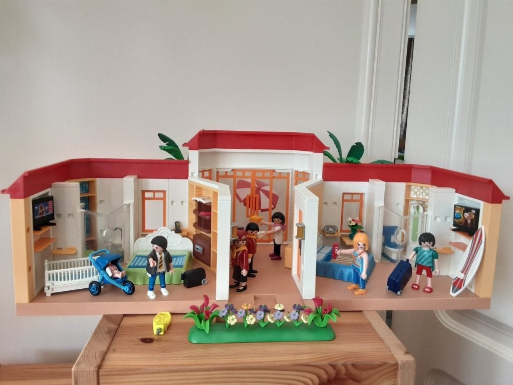 Playmobil luxe strandhotel, Kinderen en Baby's, Speelgoed | Playmobil, Ophalen of Verzenden, Zo goed als nieuw, Complete set, Gebouw