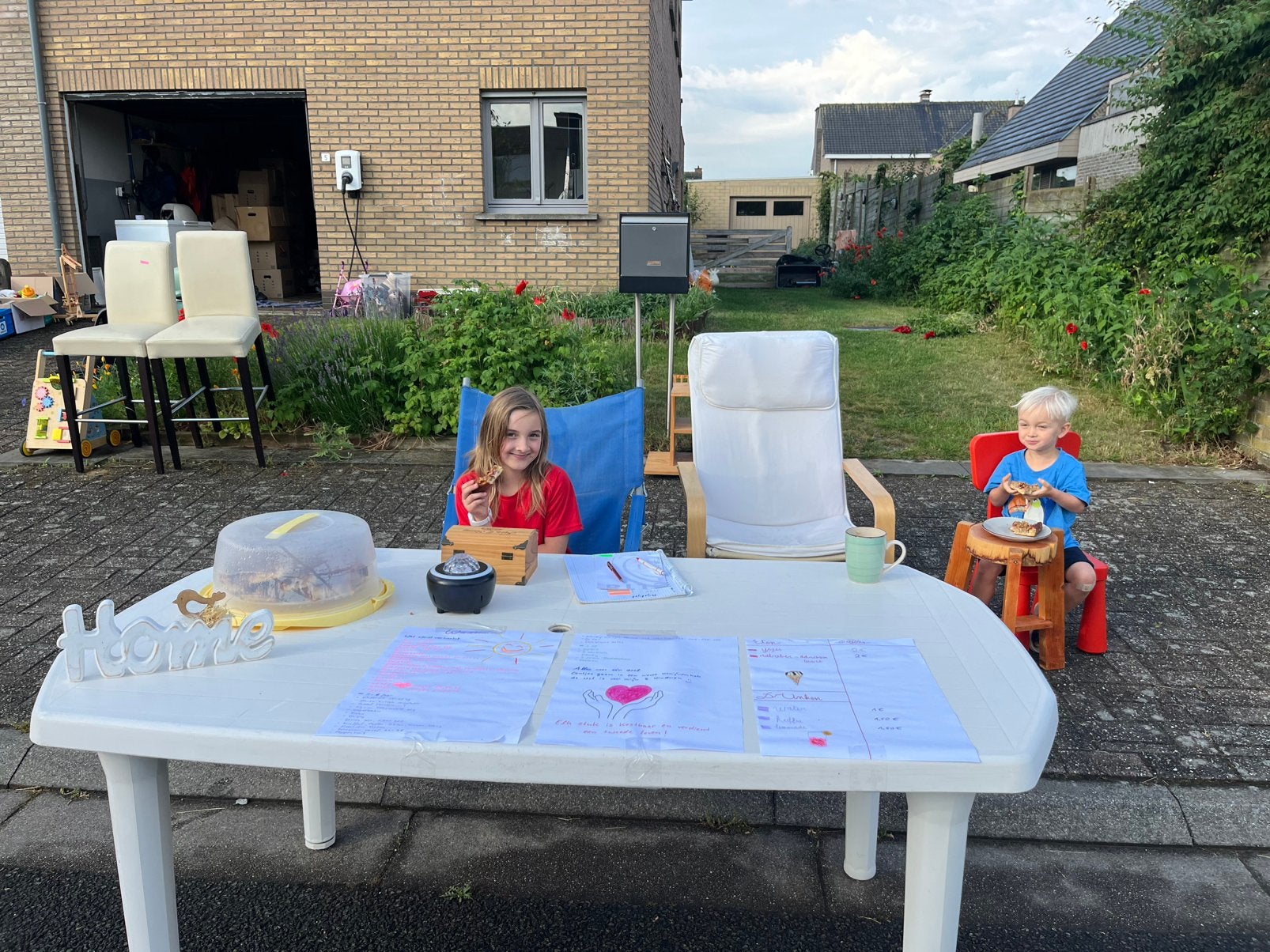 Garageverkoop Tennisstraat, Diversen, Rommelmarktspullen, Ophalen, Zo goed als nieuw
