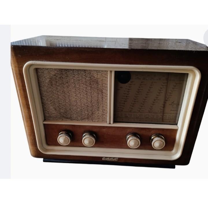 RADIO VINTAGE  RADIOBELL, Antiquités & Art, Antiquités | TV & Hi-Fi, Enlèvement